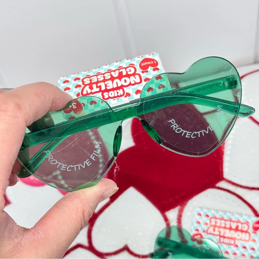 NEW Target Bullseye Playground Valentines Day Glasses